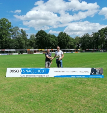 DSV’61 verwelkomt Bosch & Nagelhout als nieuwe reclamebordsponsor.